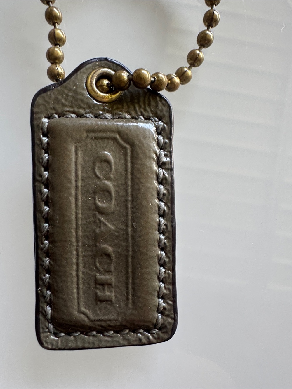 Coach Olive Green Leather Hangtag with Gold Chain - Picture 2 of 3
